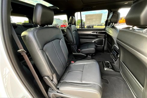 New 2025 Jeep Wagoneer Series II image 11