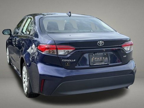 Used 2024 Toyota Corolla LE image 3