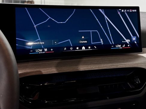 Used 2025 BMW 430i Coupe image 5