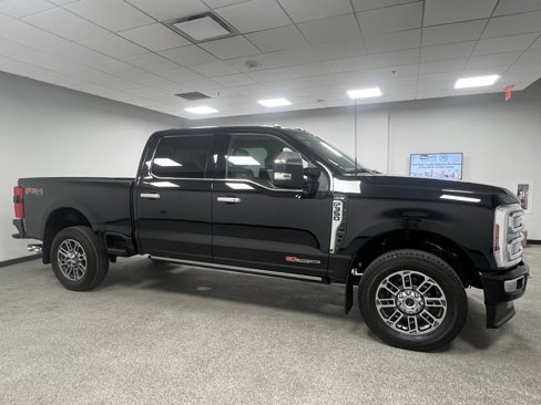 Used 2024 Ford F350 Limited image 16