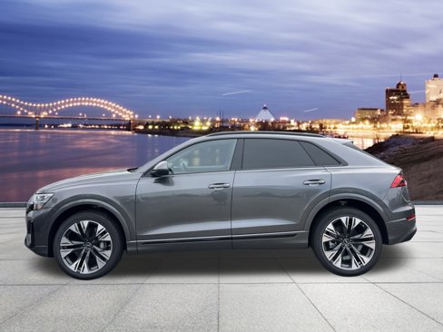 New 2025 Audi Q8 Premium image 3