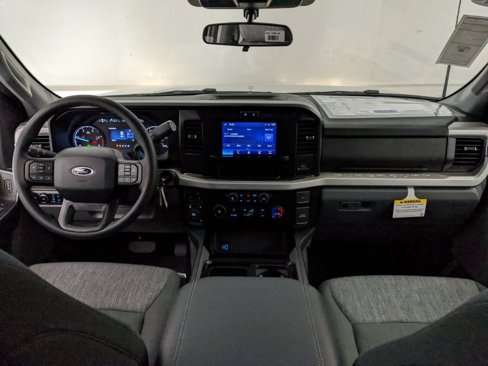 New 2026 Ford F350 XLT w/ 360-Degree Camera Package image 13