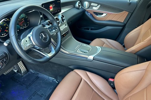 Used 2023 Mercedes-Benz GLC 300 4MATIC Coupe image 12
