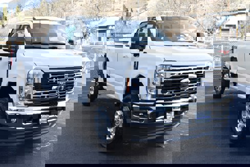 New 2025 Ford F250 XLT w/ 360-Degree Camera Package image 4