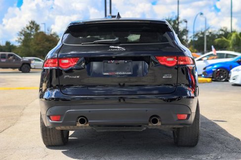 Used 2020 Jaguar F-PACE Prestige image 9