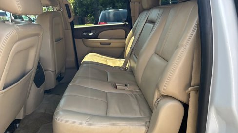 Used 2014 GMC Yukon XL SLT image 11