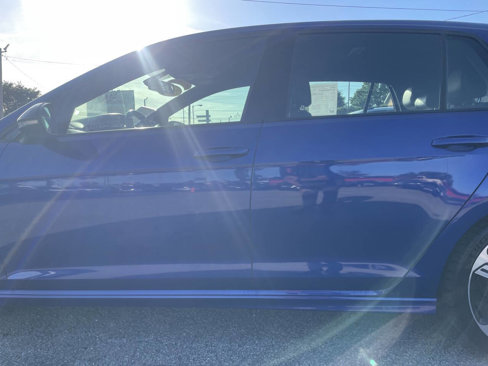 Used 2016 Volkswagen Golf 4-Door image 8