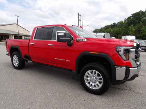 Used 2024 GMC Sierra 2500 SLT w/ SLT Premium Package image 10