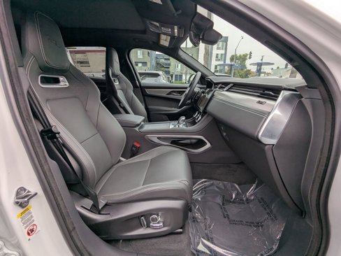 New 2026 Jaguar F-PACE R-Dynamic S image 17