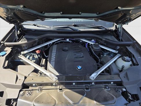 Used 2024 BMW X5 xDrive40i w/ Parking Assistance Package image 30