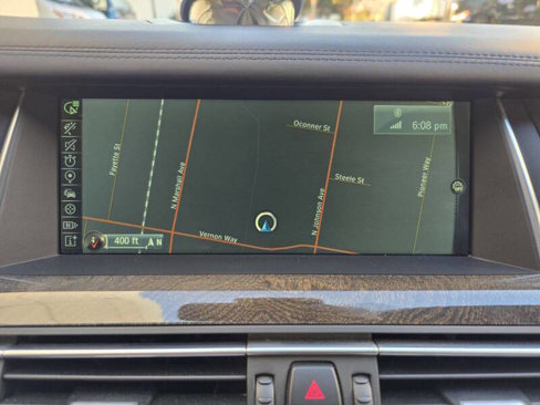 Used 2012 BMW 750Li image 36