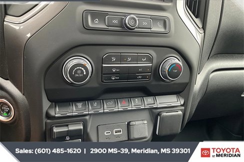 Used 2024 Chevrolet Silverado 3500 W/T image 22