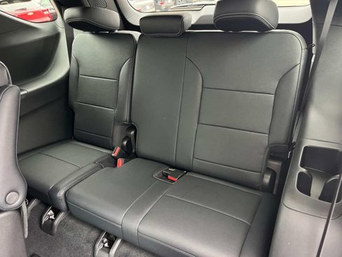 New 2026 Chevrolet Traverse LT w/ Enhanced Driving Package image 19