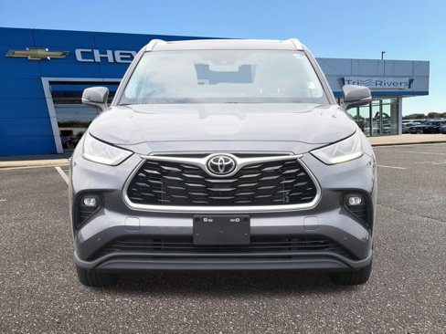 Used 2023 Toyota Highlander Limited image 8