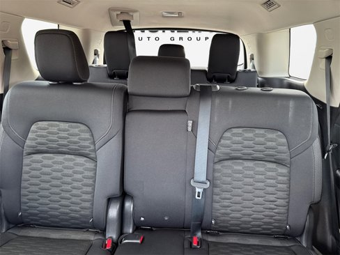 Used 2024 Nissan Pathfinder S image 19