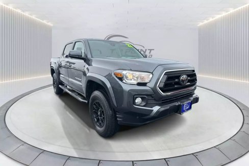 Used 2022 Toyota Tacoma SR5 image 1