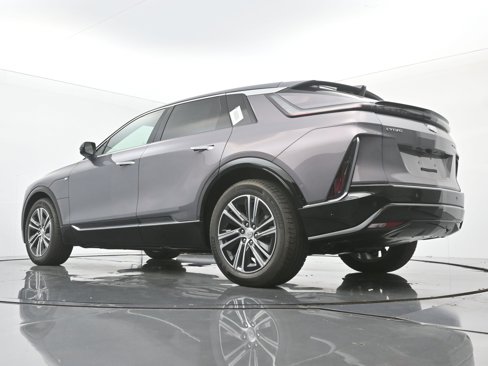 New 2026 Cadillac Lyriq Luxury image 17