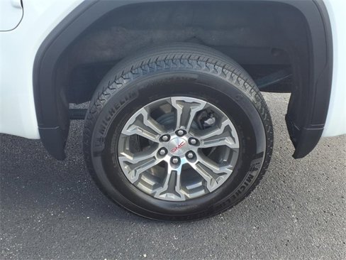 Used 2025 GMC Sierra 1500 SLT image 19
