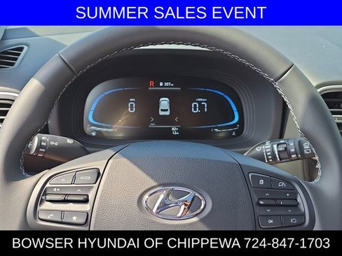 New 2025 Hyundai Venue SEL image 12