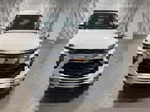 New 2026 Chevrolet TrailBlazer LT image 2
