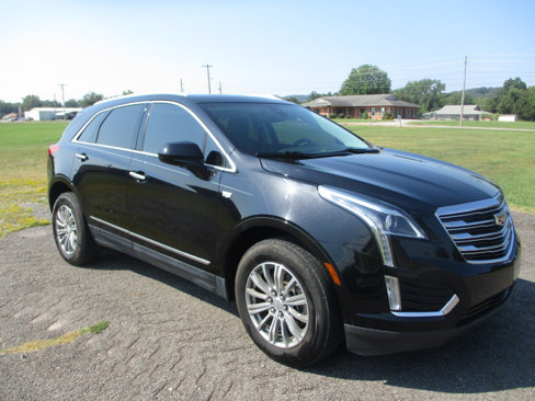 Used 2019 Cadillac XT5 Luxury image 2