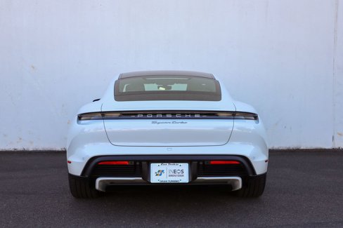 Used 2020 Porsche Taycan Turbo image 23