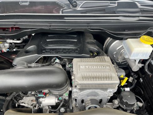 Used 2023 RAM 1500 Laramie image 36