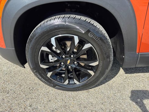 Used 2022 Chevrolet TrailBlazer LT w/ Sun and Liftgate Package image 10