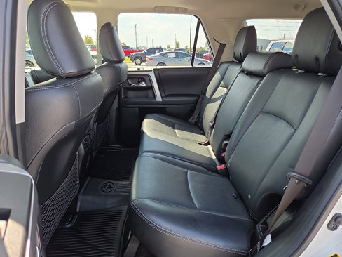 Used 2022 Toyota 4Runner Limited image 10