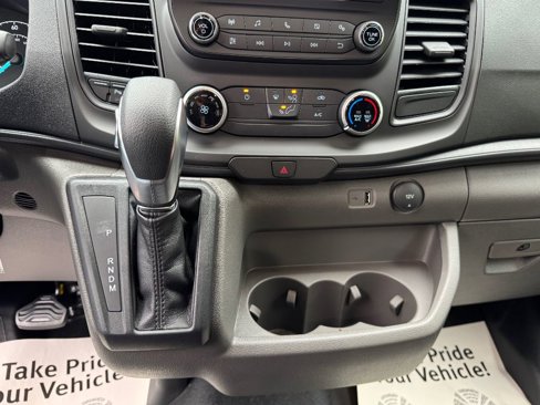 New 2025 Ford Transit 250 148 Medium Roof image 16