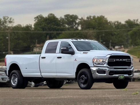 Used 2024 RAM 3500 Tradesman w/ Chrome Appearance Group image 1