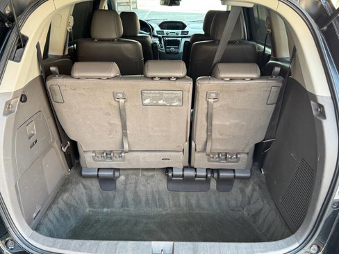 Used 2015 Honda Odyssey Touring Elite image 9