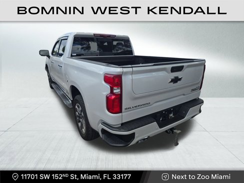 Used 2025 Chevrolet Silverado 1500 High Country w/ Technology Package image 3
