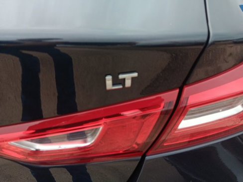 Used 2023 Chevrolet Malibu LT image 28