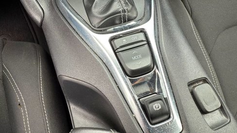 Used 2023 Chevrolet Camaro LT image 14