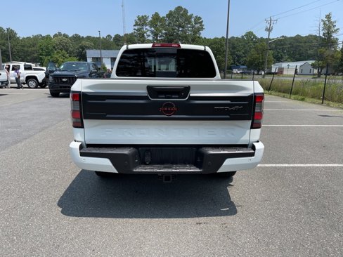 New 2025 Nissan Frontier PRO-4X w/ Pro Premium Package image 6