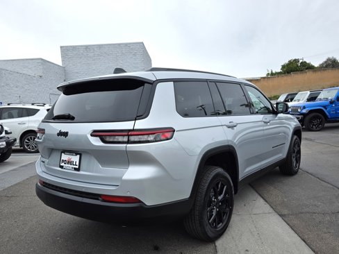 New 2025 Jeep Grand Cherokee L Laredo image 5