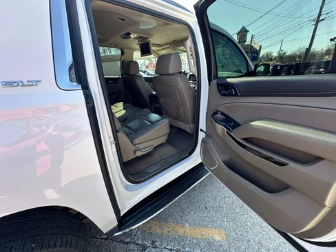 Used 2019 GMC Yukon XL SLT w/ Open Road Package image 29