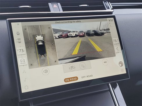 New 2026 Land Rover Range Rover Velar Dynamic SE image 22