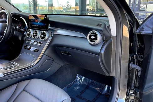 Used 2022 Mercedes-Benz GLC 300 image 18