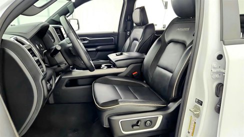 Used 2024 RAM 1500 Laramie image 20