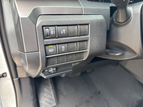 New 2025 Toyota Tacoma SR5 image 17