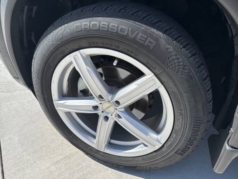 Used 2023 Nissan Rogue SV image 25