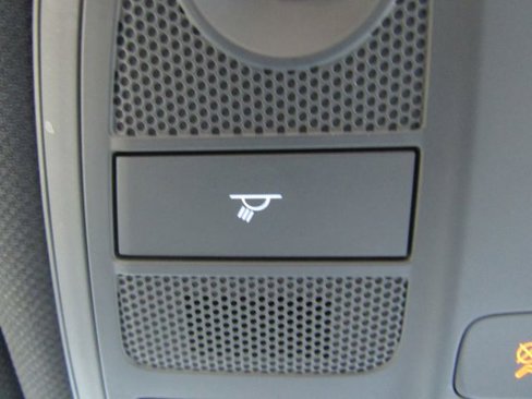 Used 2025 Genesis G70 2.5T image 58