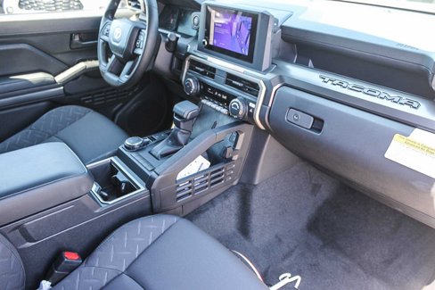 New 2025 Toyota Tacoma SR5 image 18