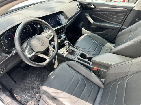Used 2024 Volkswagen Jetta SEL image 19