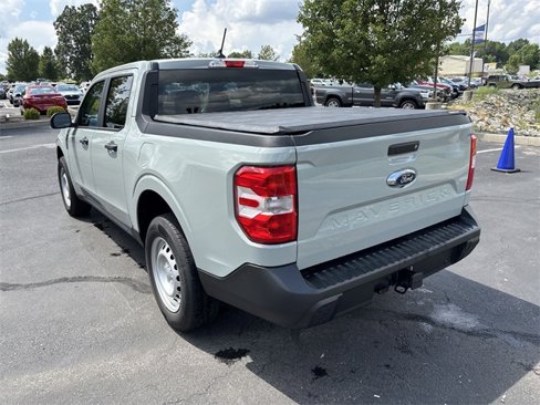 Used 2024 Ford Maverick XL image 9