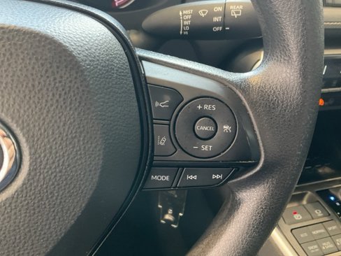 Used 2024 Toyota RAV4 LE image 10