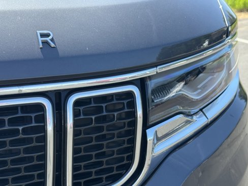 Used 2024 Jeep Wagoneer L 4WD w/ Convenience Group I image 5