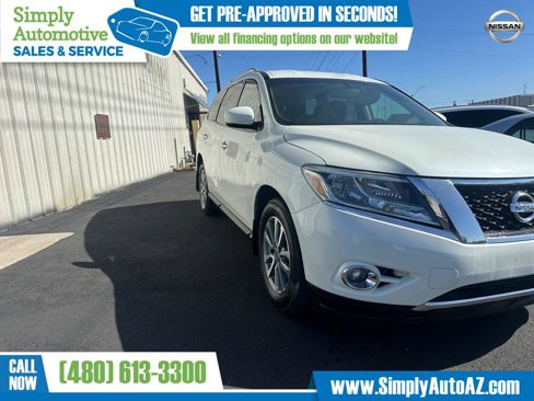 Used 2016 Nissan Pathfinder SV image 4
